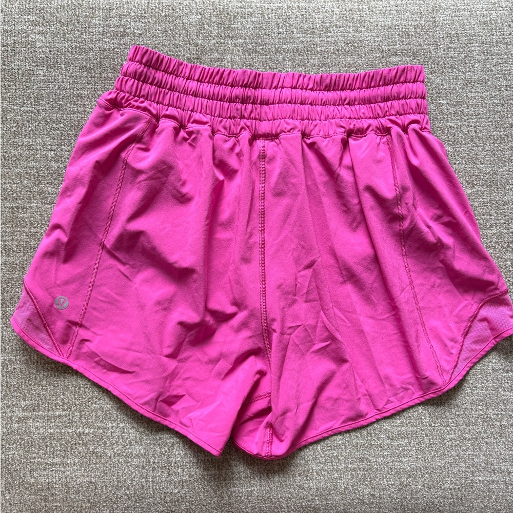 Lululemon Hotty Hot HR 4” Sonic Pink Shorts